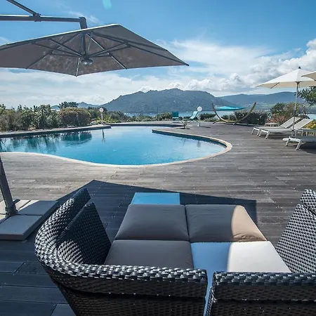 Luxe Domaine De Cala D'oro * 维琪奥港